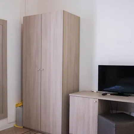Cernisi Bed & Breakfast *